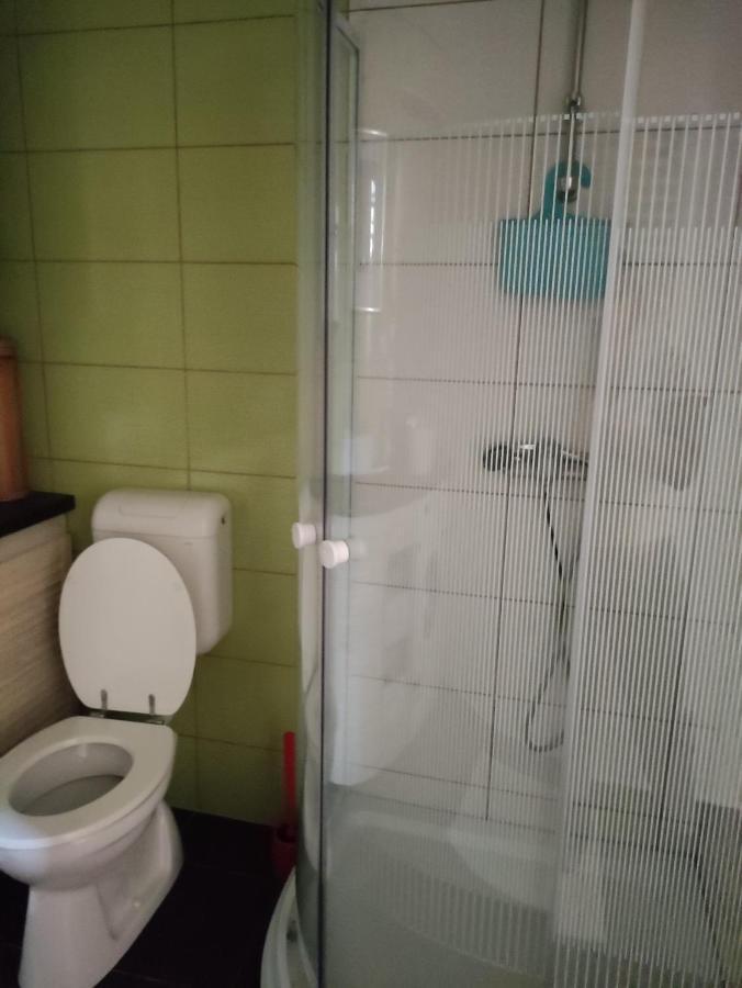 Patak28 Apartmanok شوبرون المظهر الخارجي الصورة