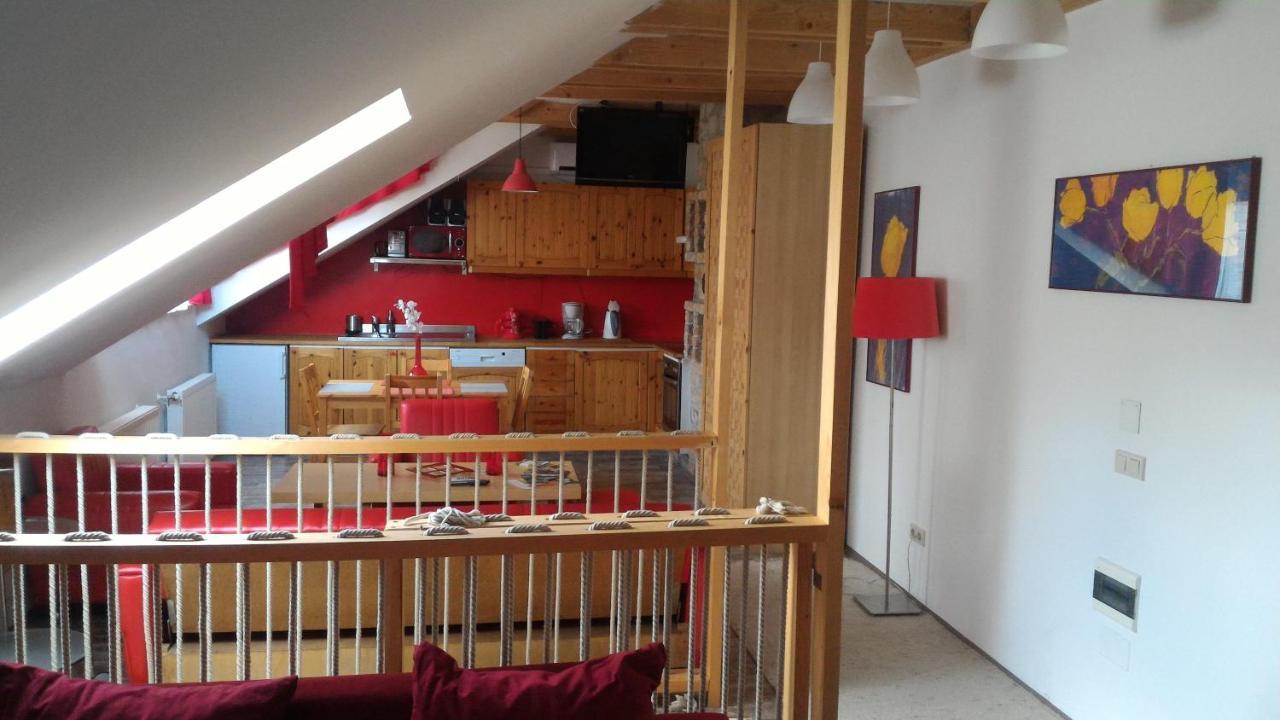 Patak28 Apartmanok شوبرون المظهر الخارجي الصورة