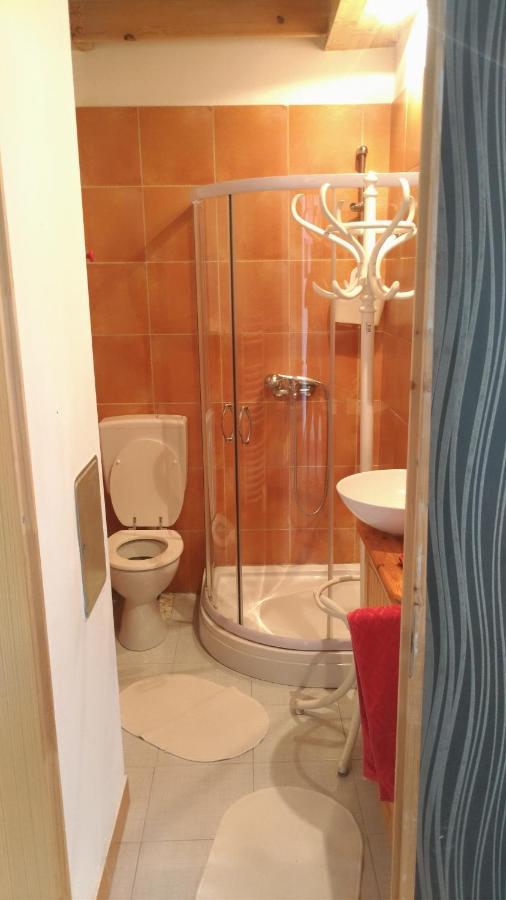 Patak28 Apartmanok شوبرون المظهر الخارجي الصورة