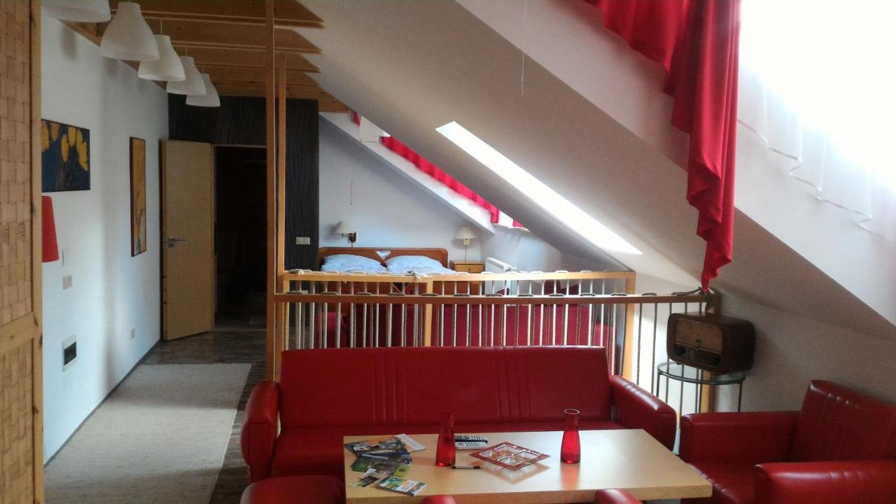 Patak28 Apartmanok شوبرون المظهر الخارجي الصورة