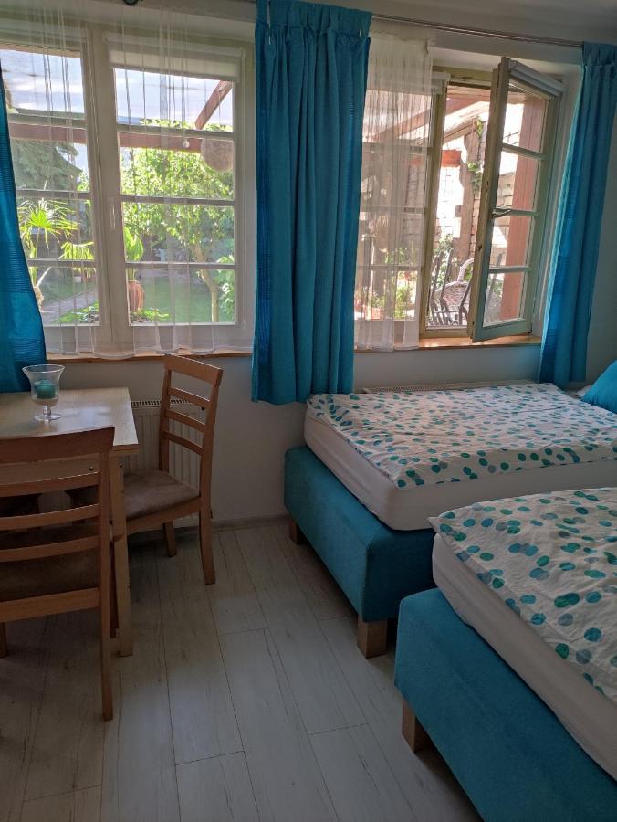 Patak28 Apartmanok شوبرون المظهر الخارجي الصورة