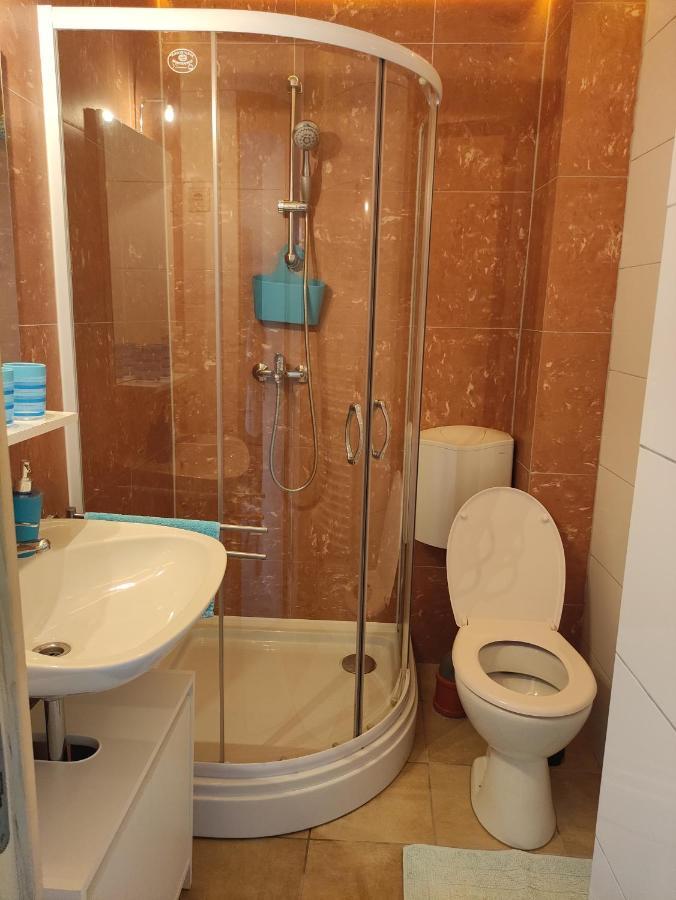 Patak28 Apartmanok شوبرون المظهر الخارجي الصورة
