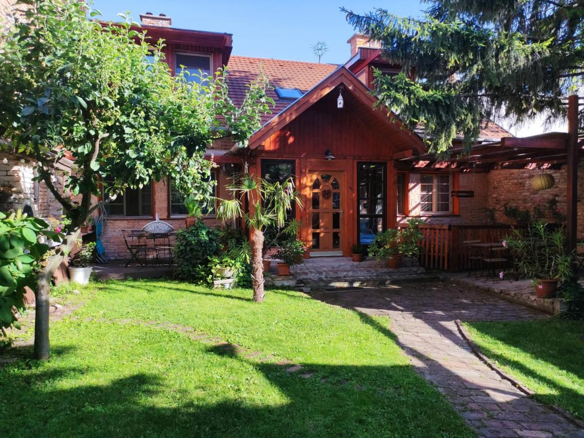Patak28 Apartmanok شوبرون المظهر الخارجي الصورة
