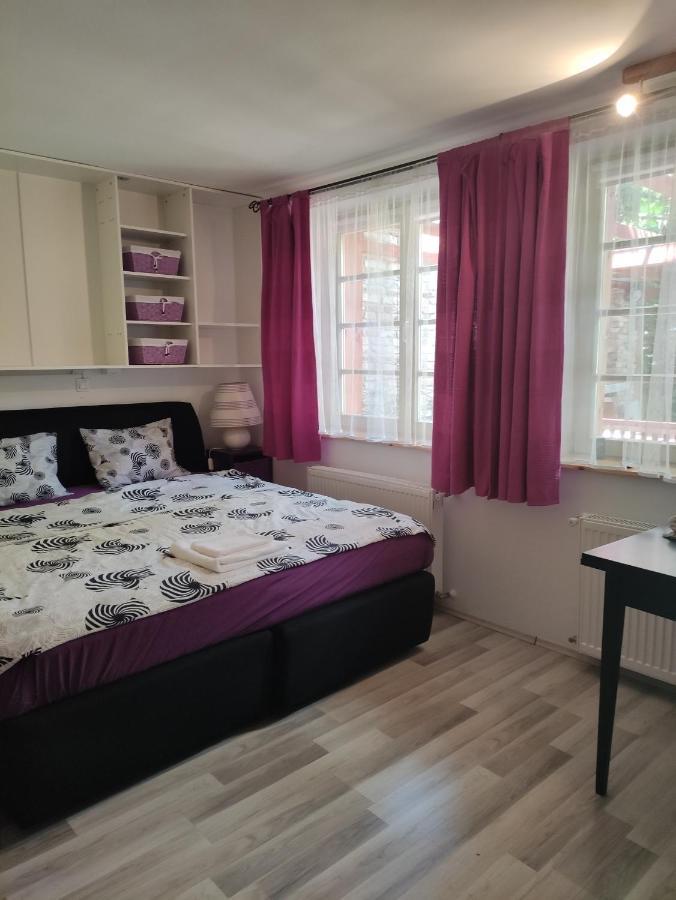 Patak28 Apartmanok شوبرون المظهر الخارجي الصورة