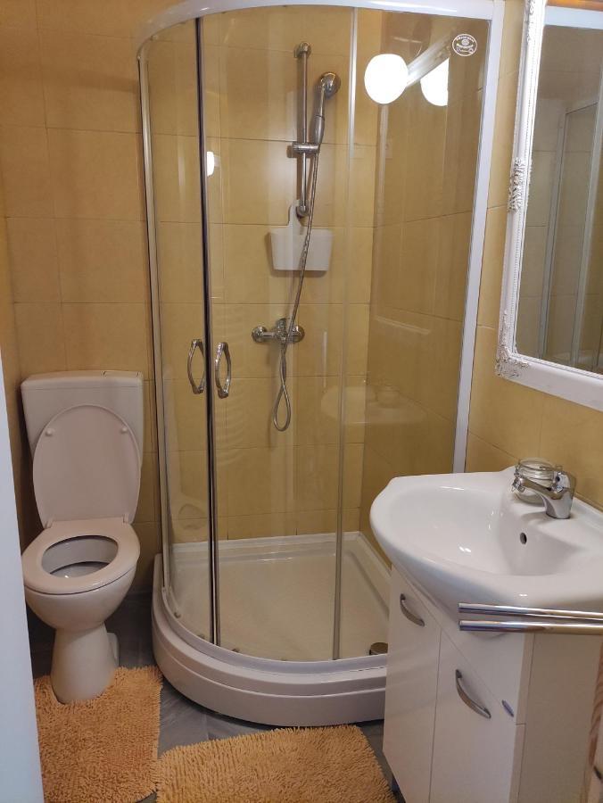 Patak28 Apartmanok شوبرون المظهر الخارجي الصورة
